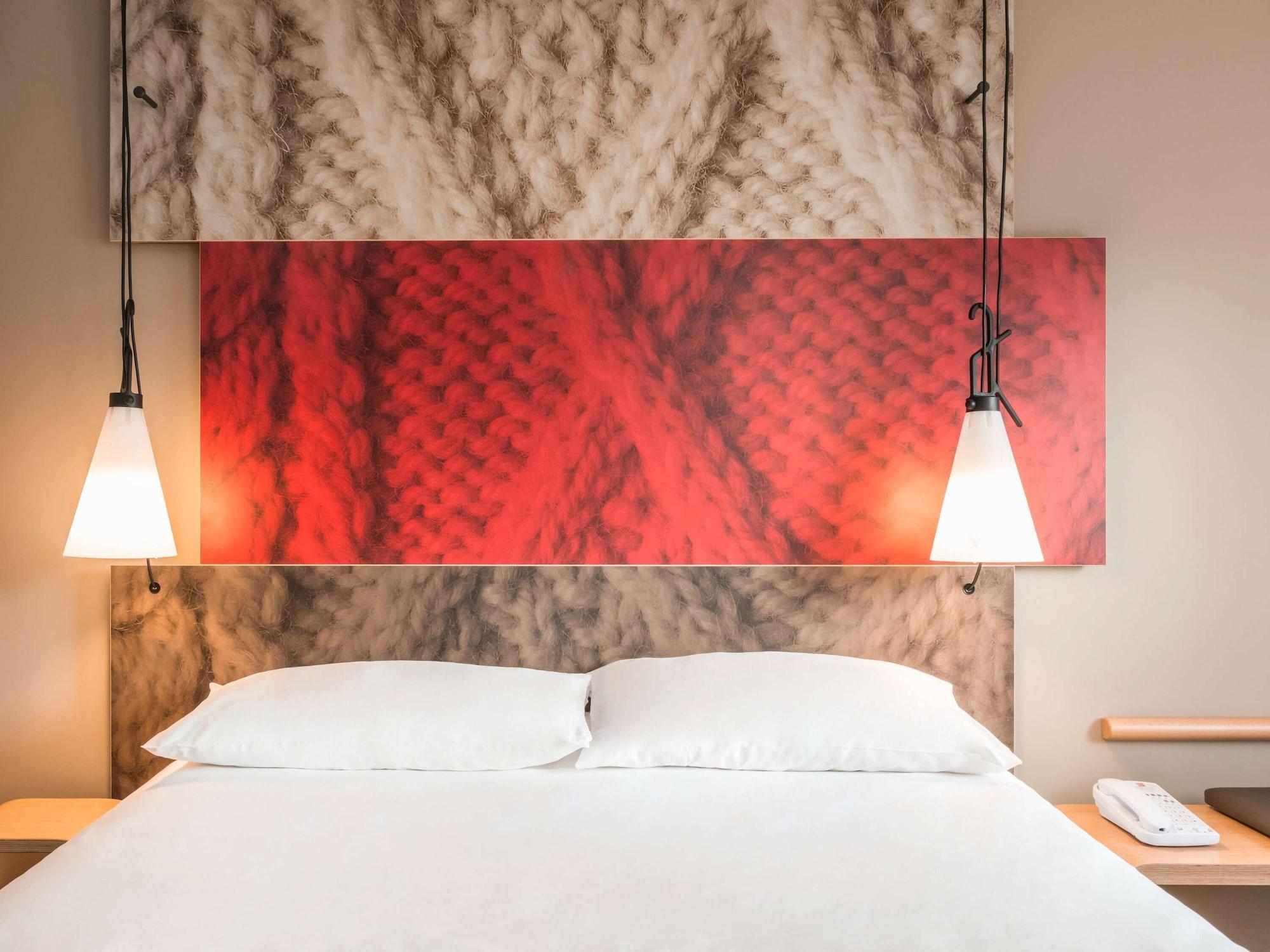 Hotel Ibis Dijon Gare Esterno foto