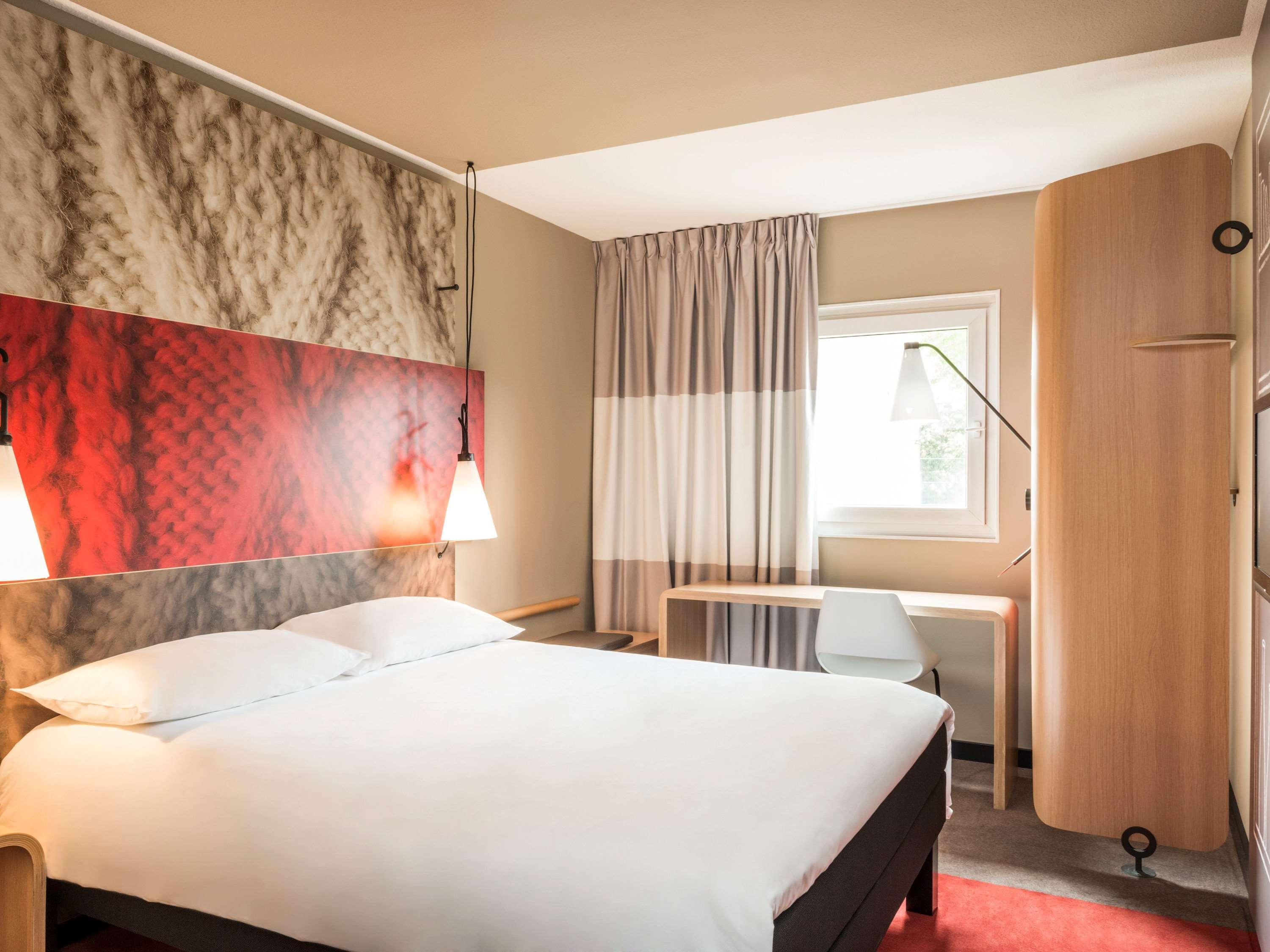Hotel Ibis Dijon Gare Esterno foto