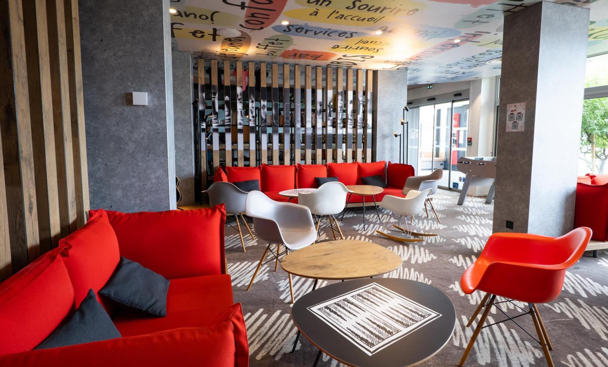 Hotel Ibis Dijon Gare Esterno foto