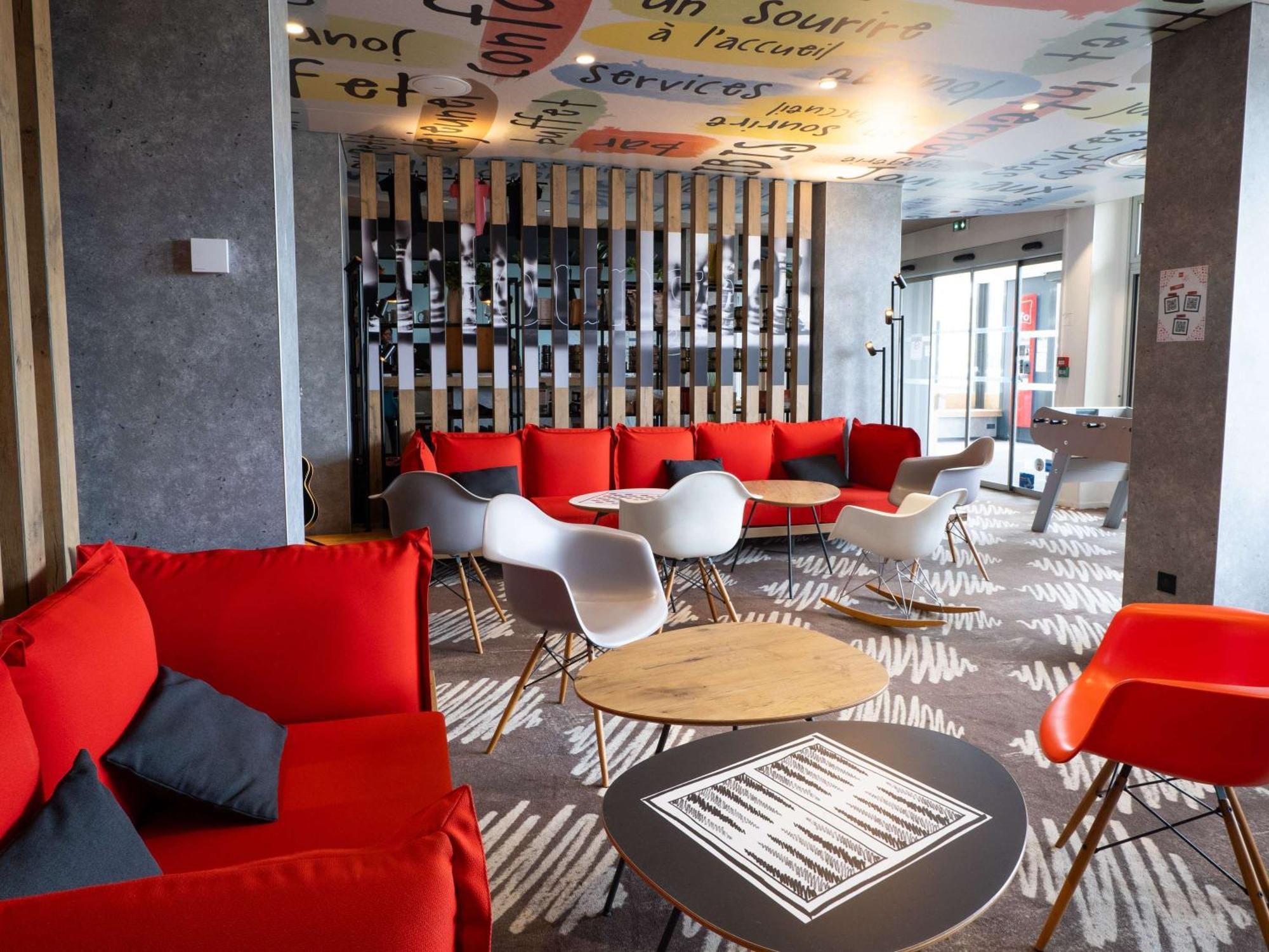 Hotel Ibis Dijon Gare Esterno foto